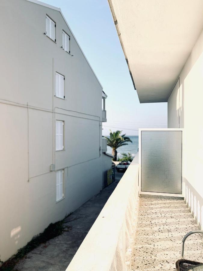Kappa & Lamda Apartments Rodas Exterior foto